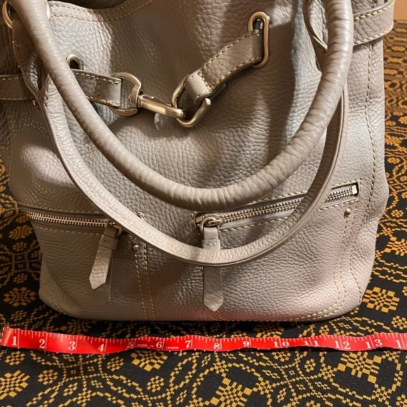 Cole Haan Gray Leather Handbag - EUC - Picture 9 of 10